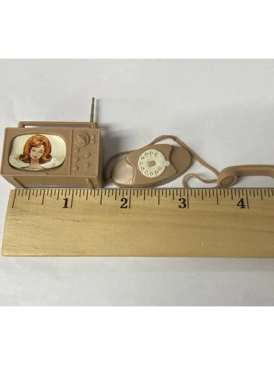 Barbie Brown Princess Phone & Portable TV Skipper Vintage 1960’s LOT 2 READ - Picture 6 of 10
